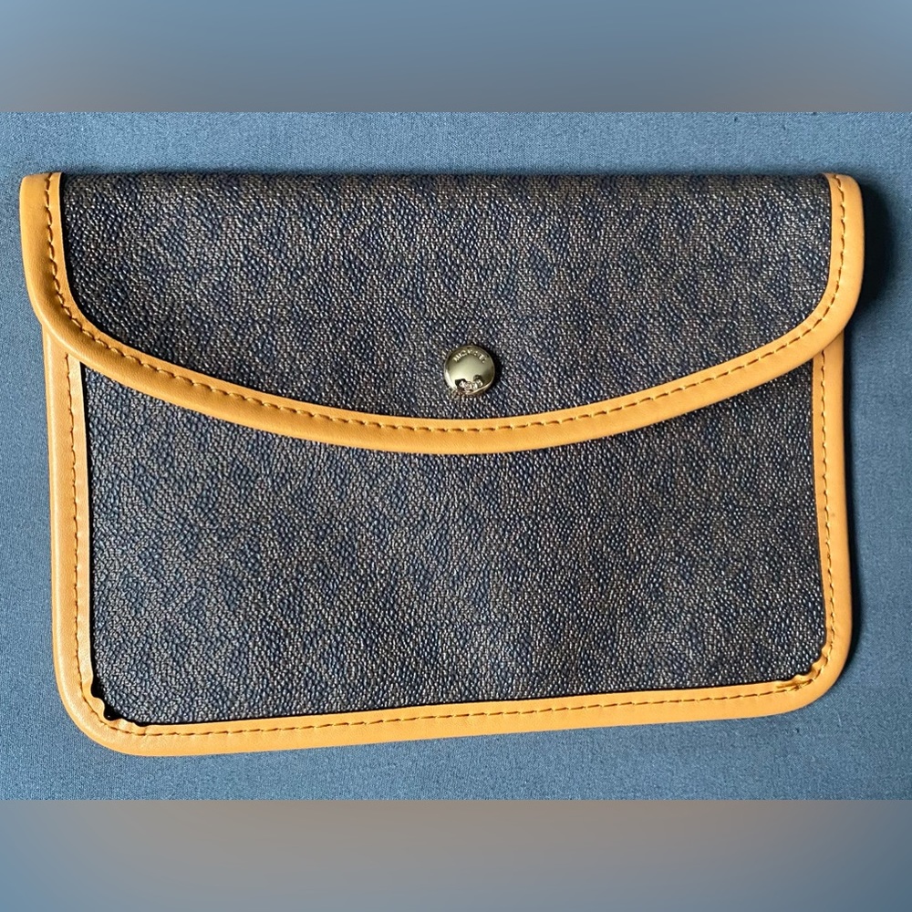 Michael Kors Clutch from Eva tote bag